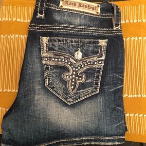 Rock Revival Polina Easy Short. Size: 31